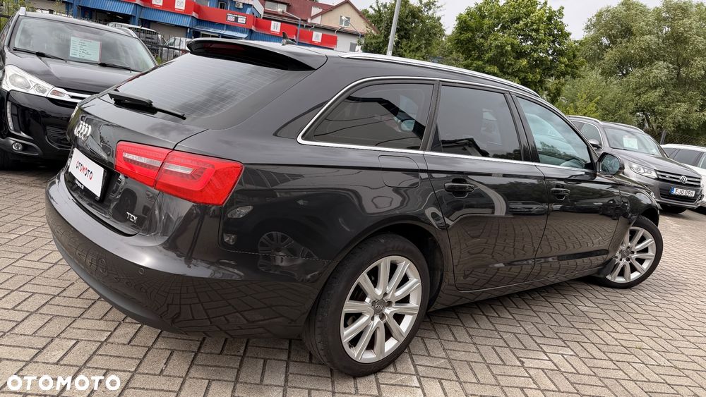 Audi A6 Avant - 14