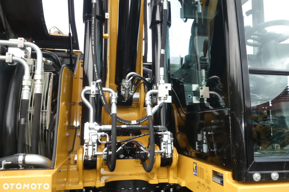 Caterpillar M 318F - 25