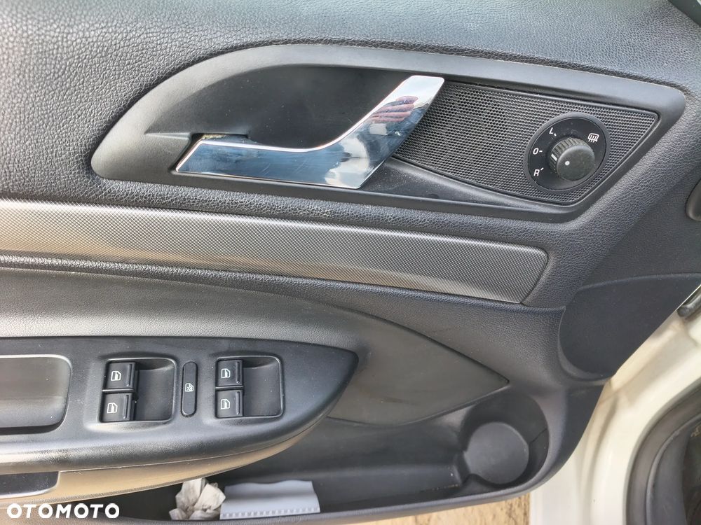 Skoda Octavia 2.0 TDI Elegance DSG - 5