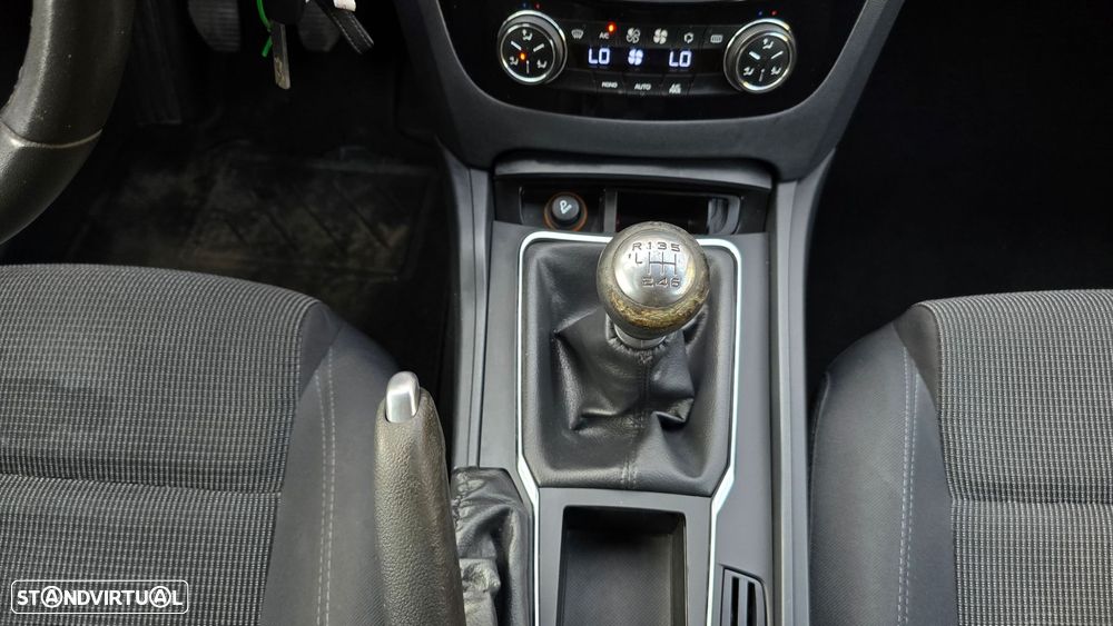 Peugeot 508 SW 1.6 BlueHDi Access P.Business — fotografia 33