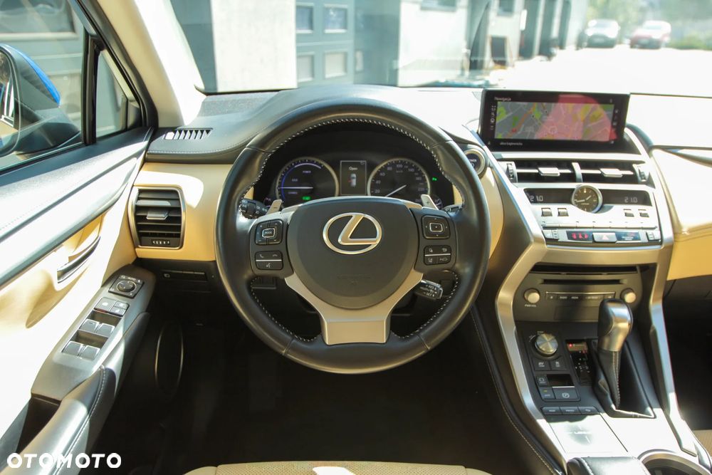 Lexus NX 300h Comfort AWD - 6