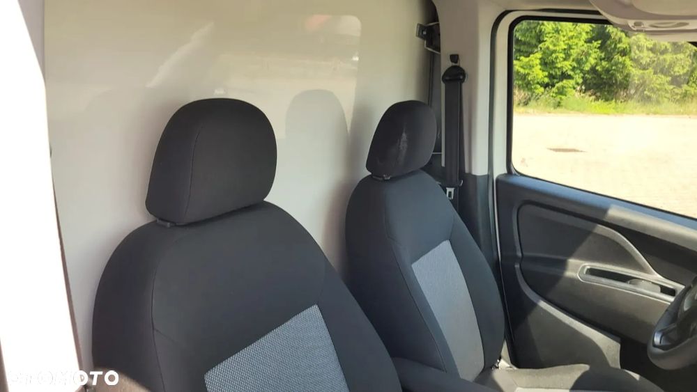 Fiat Doblo - 21