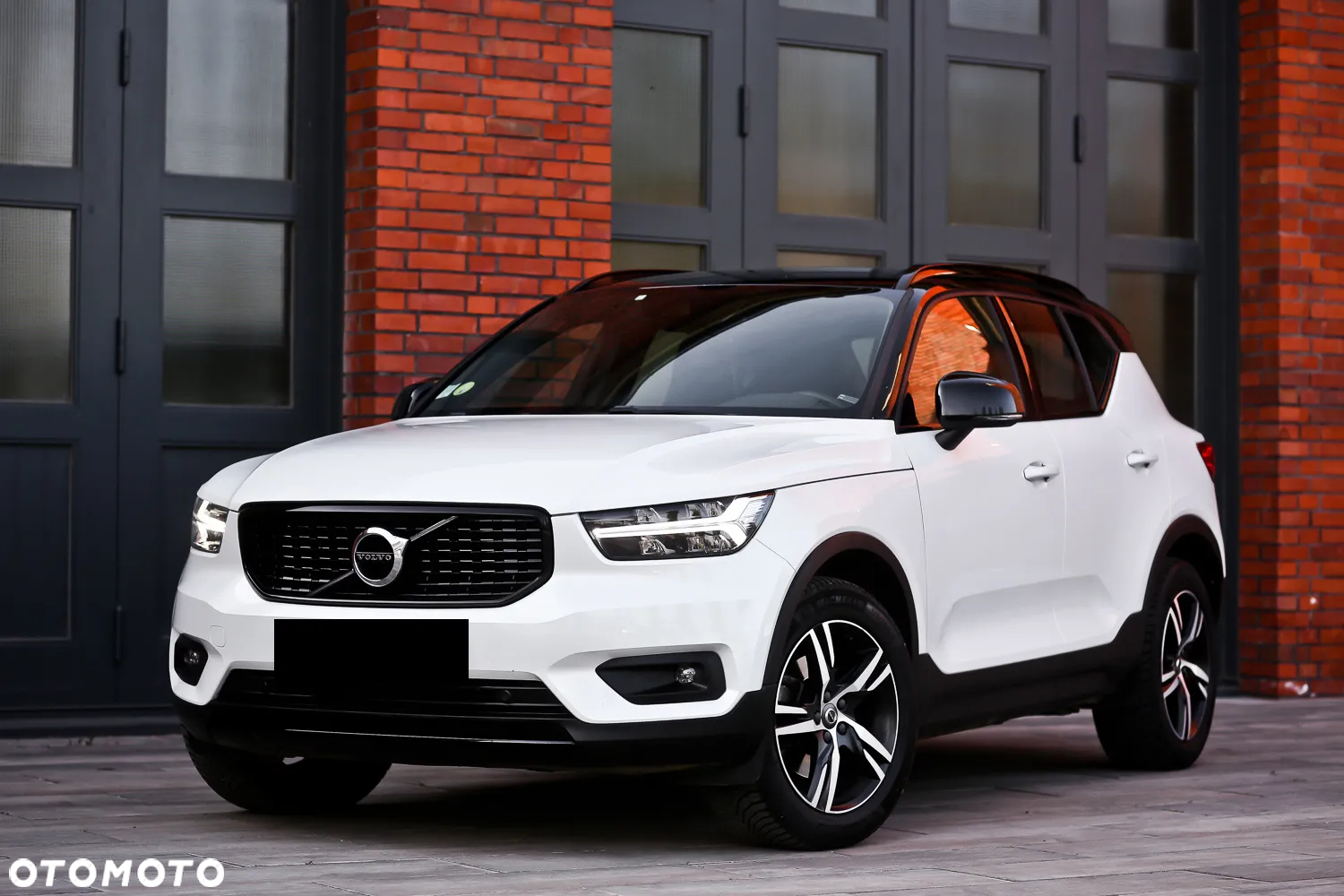 Volvo XC 40 D4 AWD Geartronic R-Design - 7
