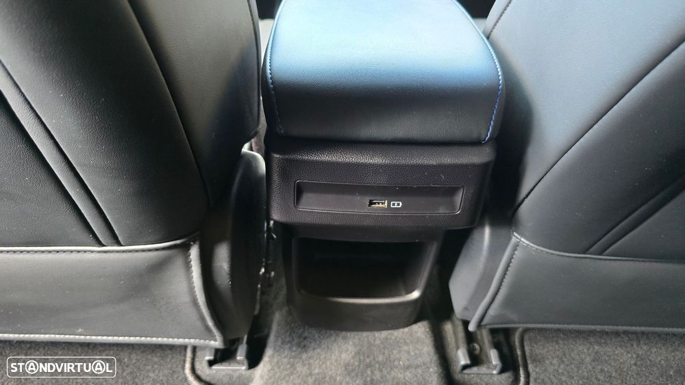 MG MG4 64 kWh Luxury - 51