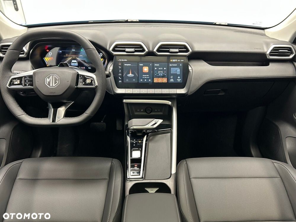 MG ZS 1.5 HEV+ Exclusive - 11