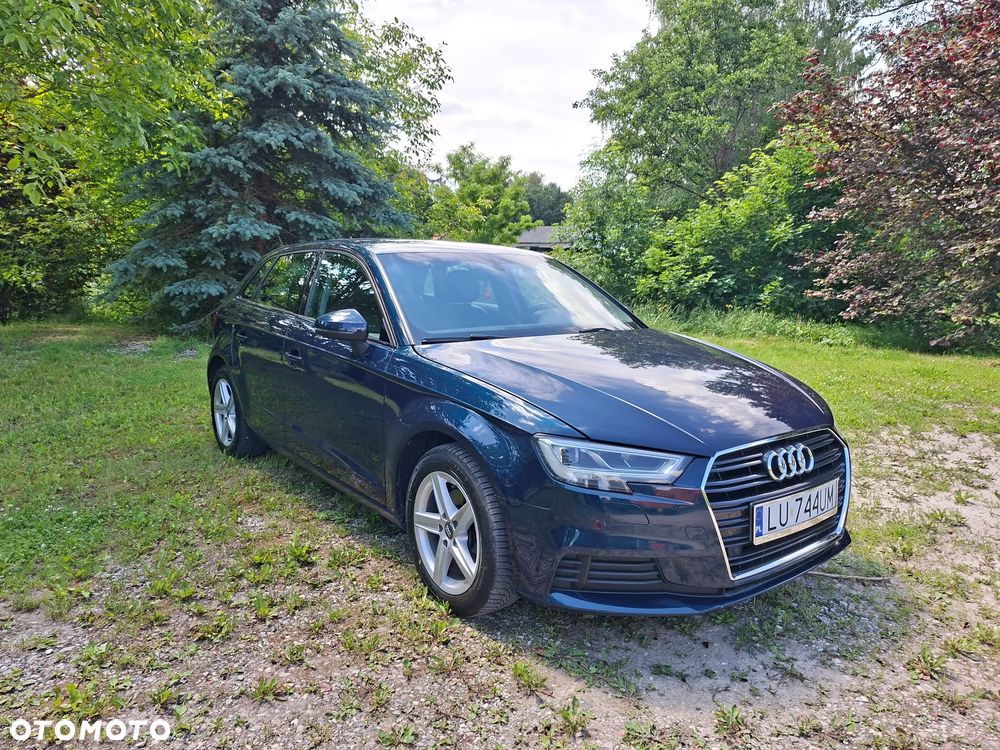 Audi A3 Sportback 1.6 TDI S tronic - 1
