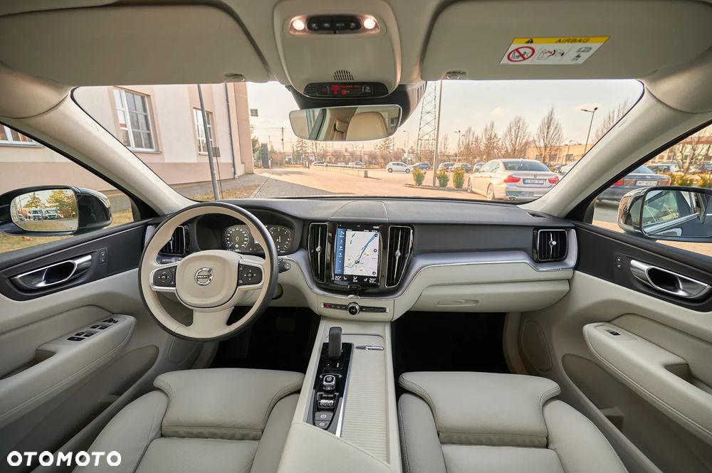 Volvo XC 60 - 31
