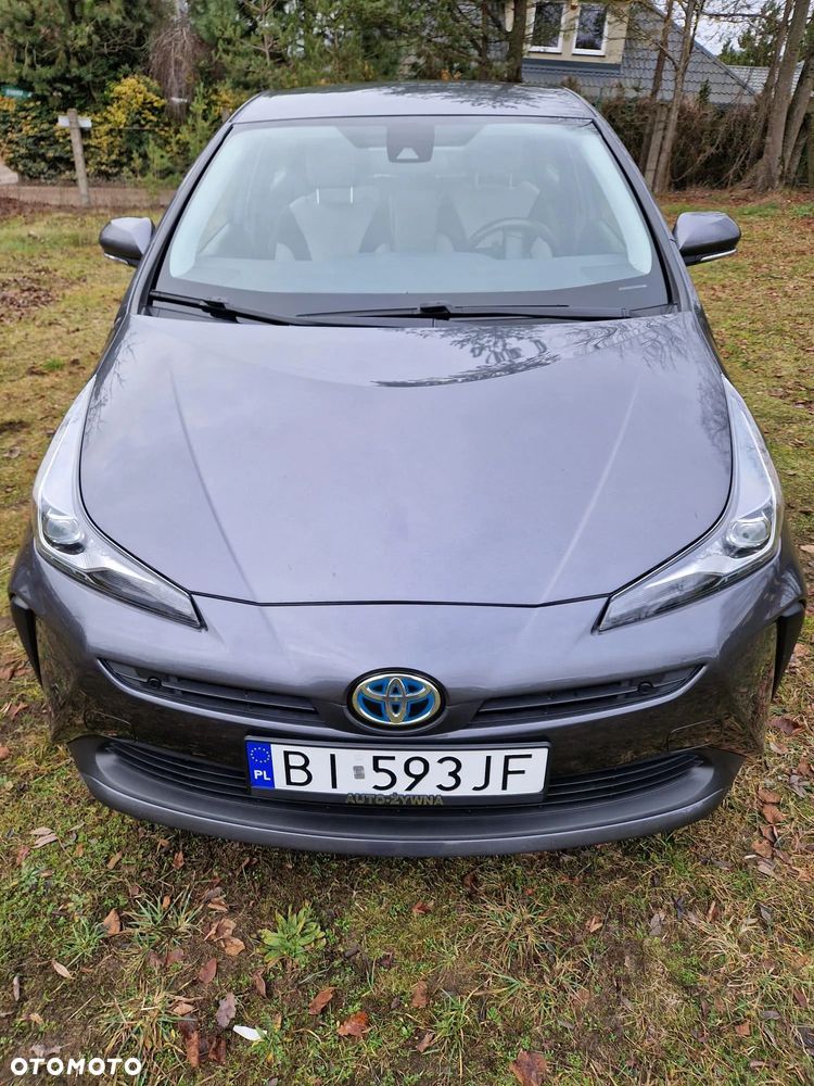 Toyota Prius Hybrid - 2