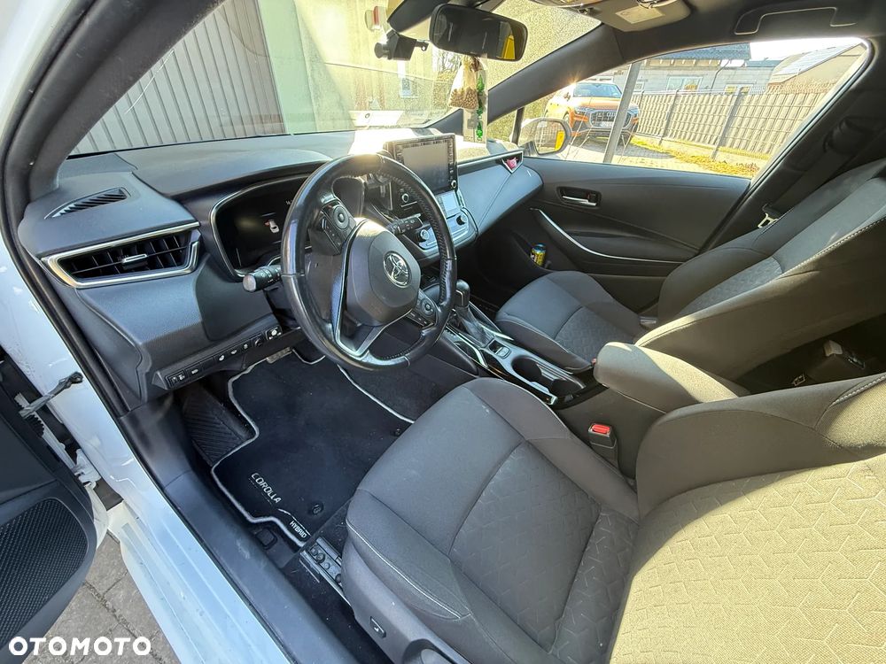 Toyota Corolla 1.8 Hybrid GPF Comfort - 8