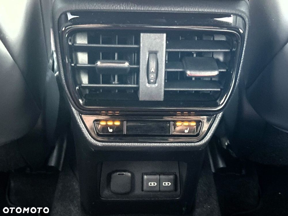 Lexus NX 350h F Sport AWD - 38