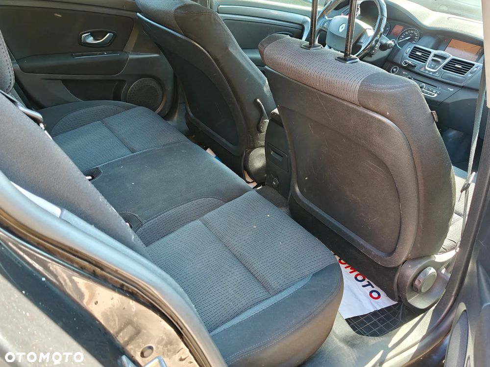 Renault Laguna dCi 110 FAP Dynamique - 8