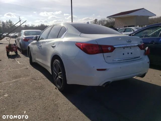 Infiniti Q50 - 13