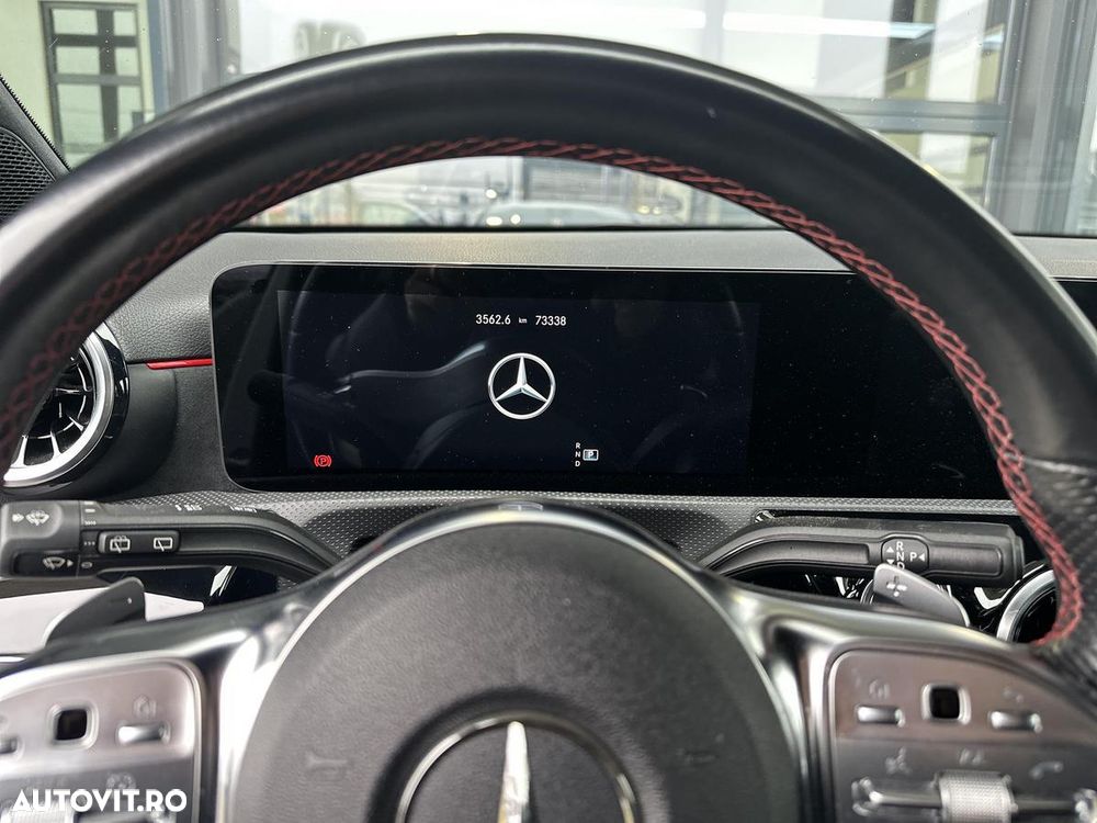 Mercedes-Benz A 180 d 8G-DCT AMG Line - 12