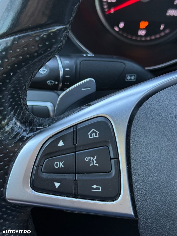 Mercedes-Benz GLC Coupe 250 d 4Matic 9G-TRONIC AMG Line - 36