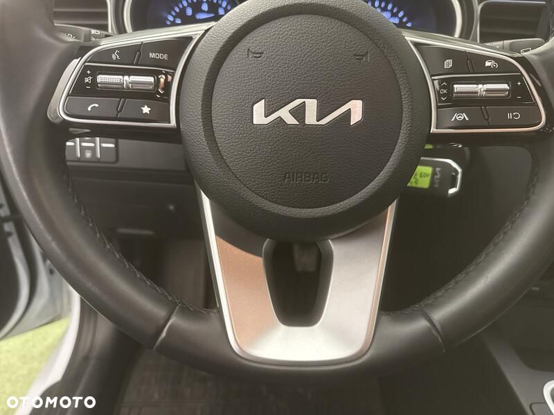 Kia Ceed 1.5 T-GDI M - 14