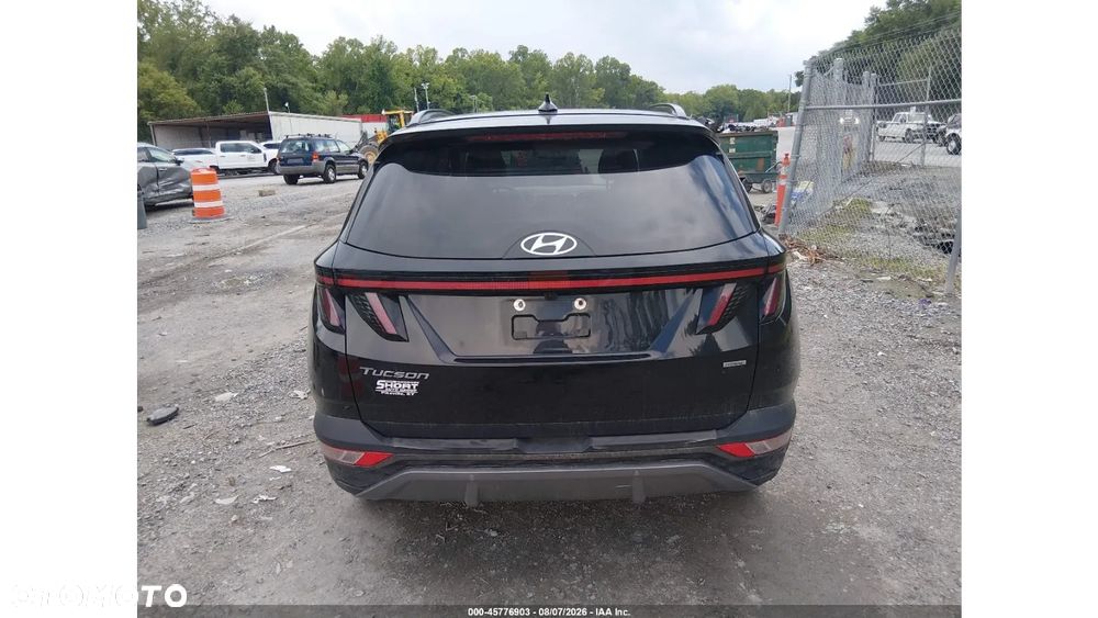 Hyundai Tucson - 8