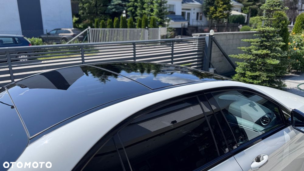 Mercedes-Benz Klasa E 220 d 4-Matic 9G-TRONIC - 5