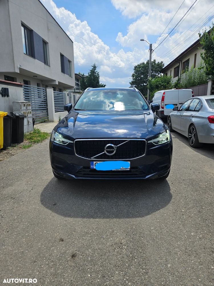 Volvo XC 60 B4 MHEV AWD Momentum Pro - 1