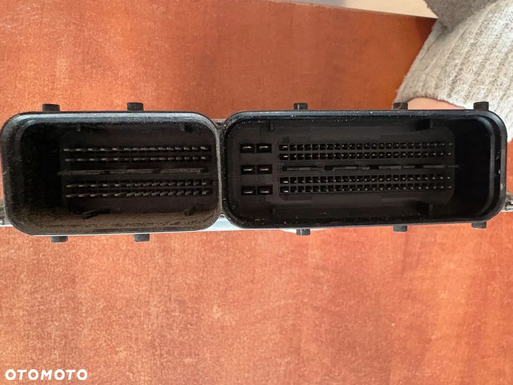 KOMPUTER STEROWNIK SILNIKA VW GOLF VI 1.6 TDI 105KM 03L906023DQ 5WP42810AA - 2