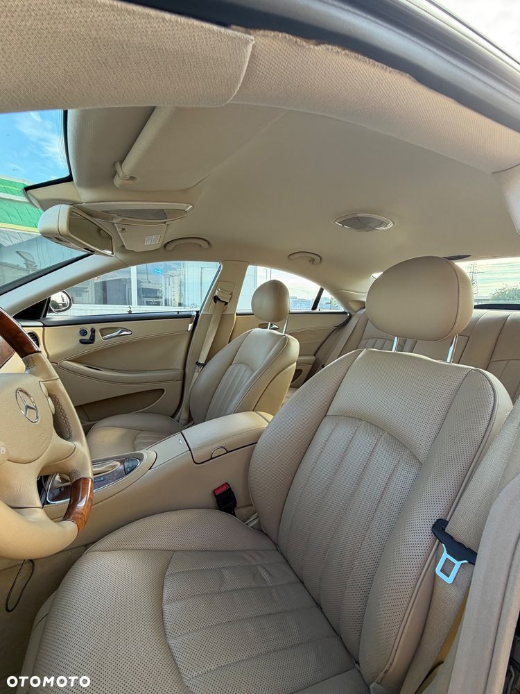 Mercedes-Benz CLS 500 - 13