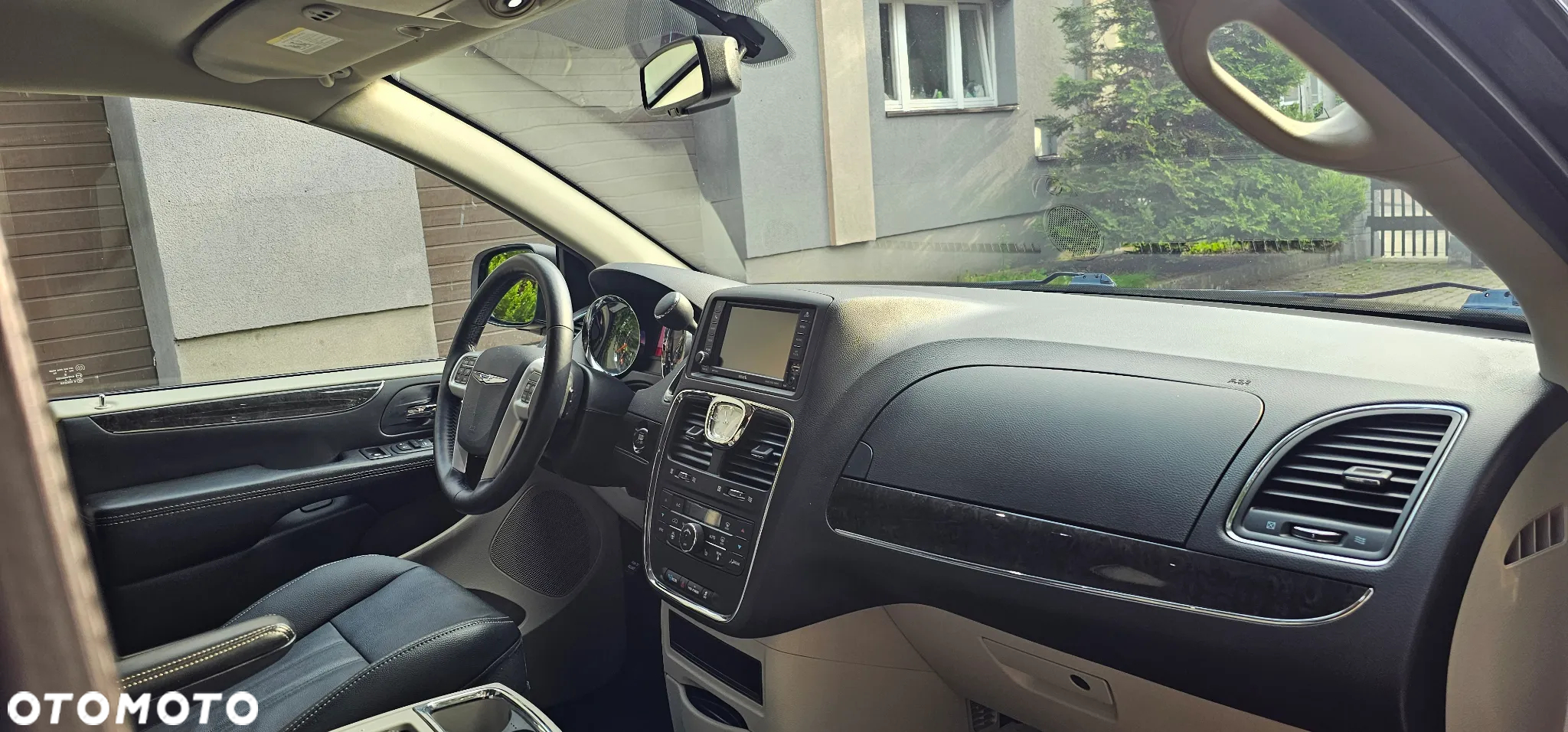 Chrysler Town & Country 3.6 Touring - 12