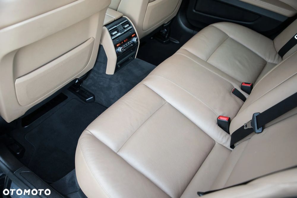 BMW Seria 7 740d xDrive - 21