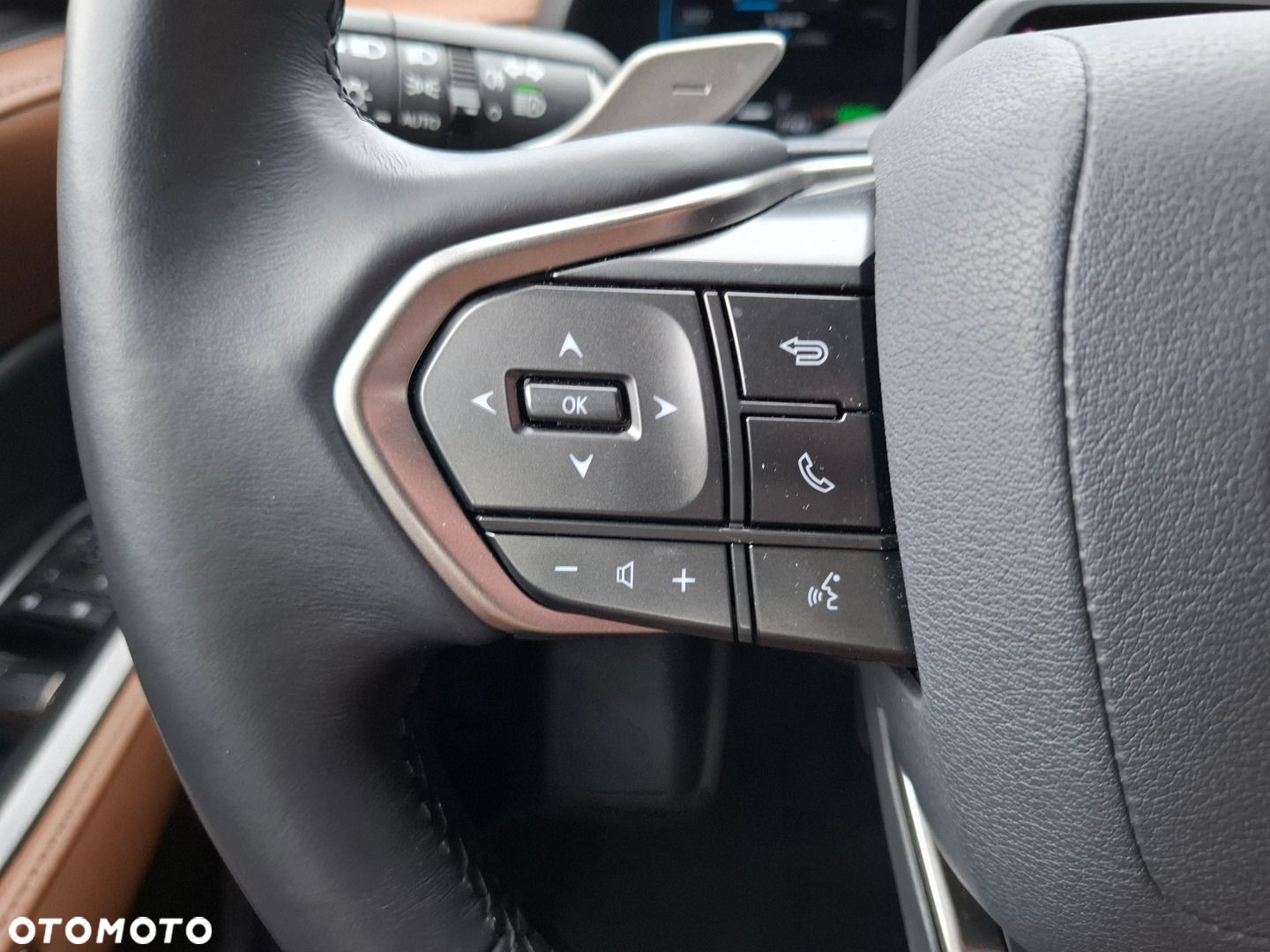 Lexus LBX 1.5 Hybrid Relax AWD - 34