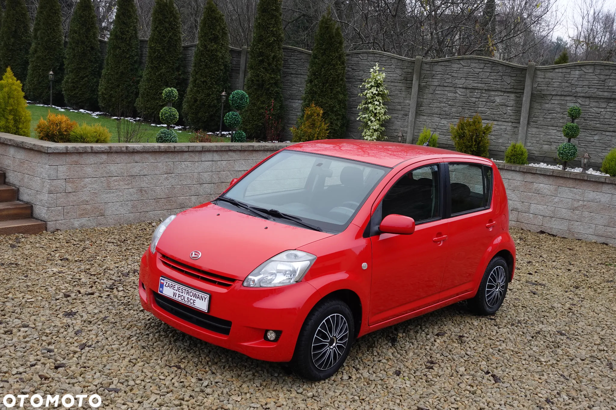 Daihatsu Sirion - 2