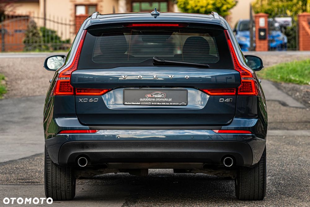 Volvo XC 60 D4 AWD Geartronic Momentum - 17