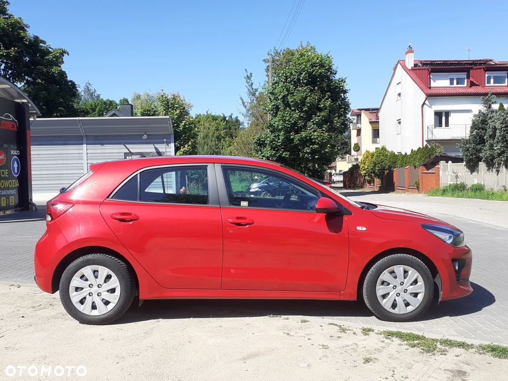 Kia Rio - 6