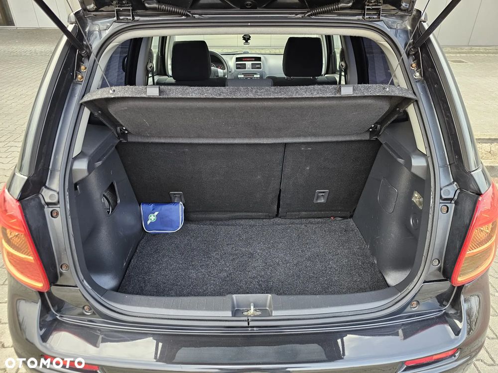 Suzuki SX4 1.9 DDiS DPF 4x2 Comfort - 26