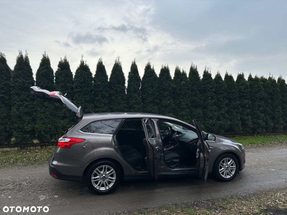 Ford Focus 1.0 EcoBoost STart-Stopp-System TITANIUM - 1