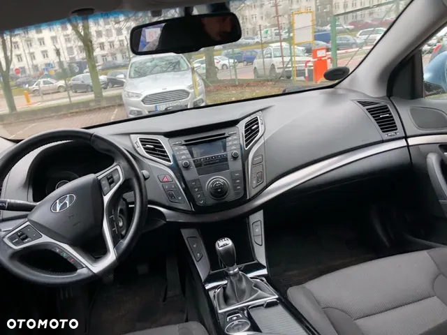 Hyundai i40 1.7 CRDi Comfort + - 10