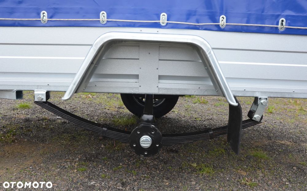 Rydwan przyczepa jednoosiowa na resorach na kat. „B”, - 33