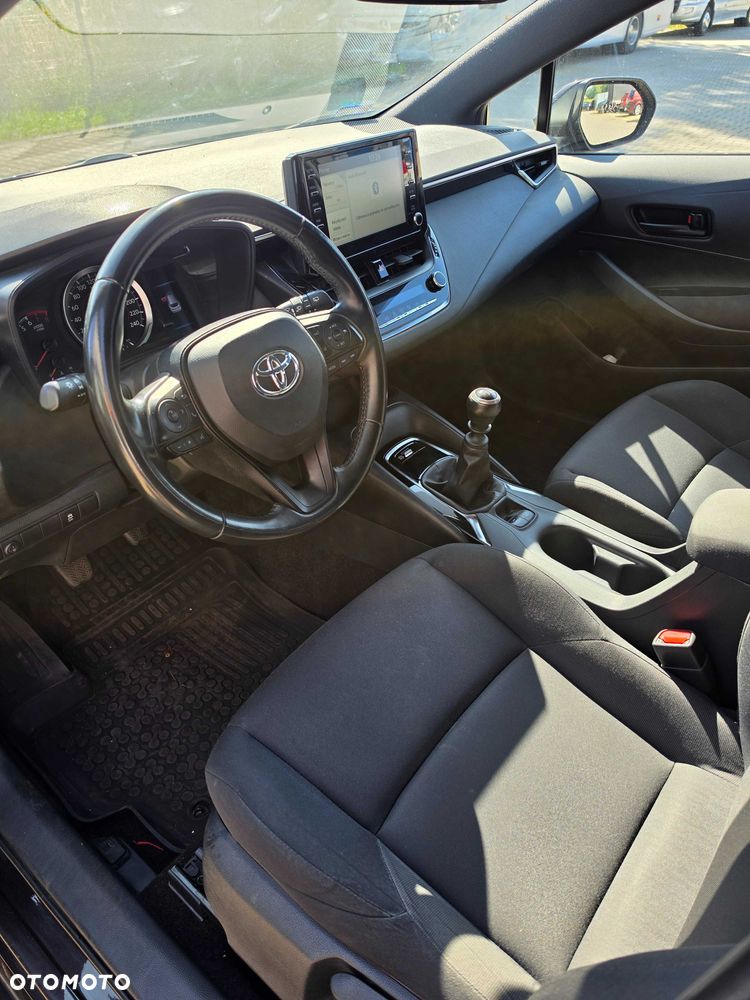 Toyota Corolla - 4