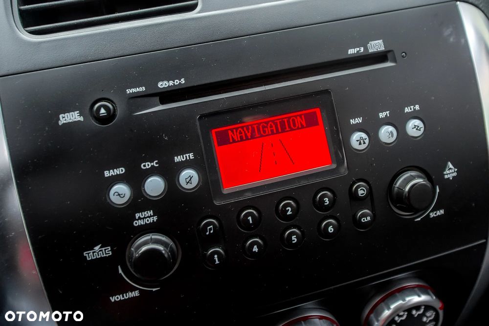 Suzuki SX4 1.6 GS / Premium - 34