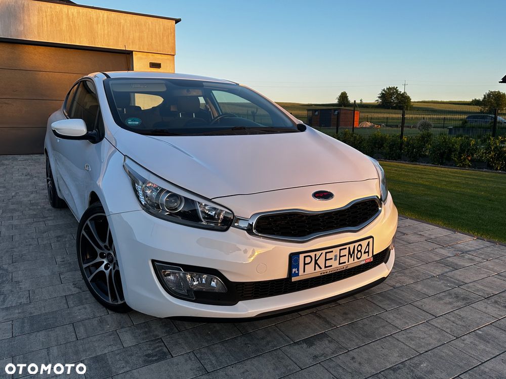 Kia ProCeed - 5