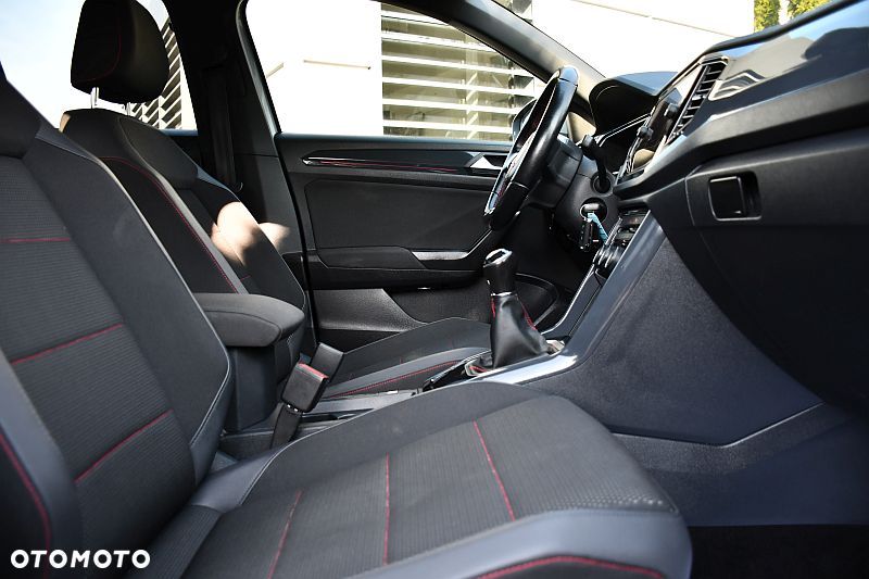 Volkswagen T-Roc 1.5 TSI OPF Style - 7