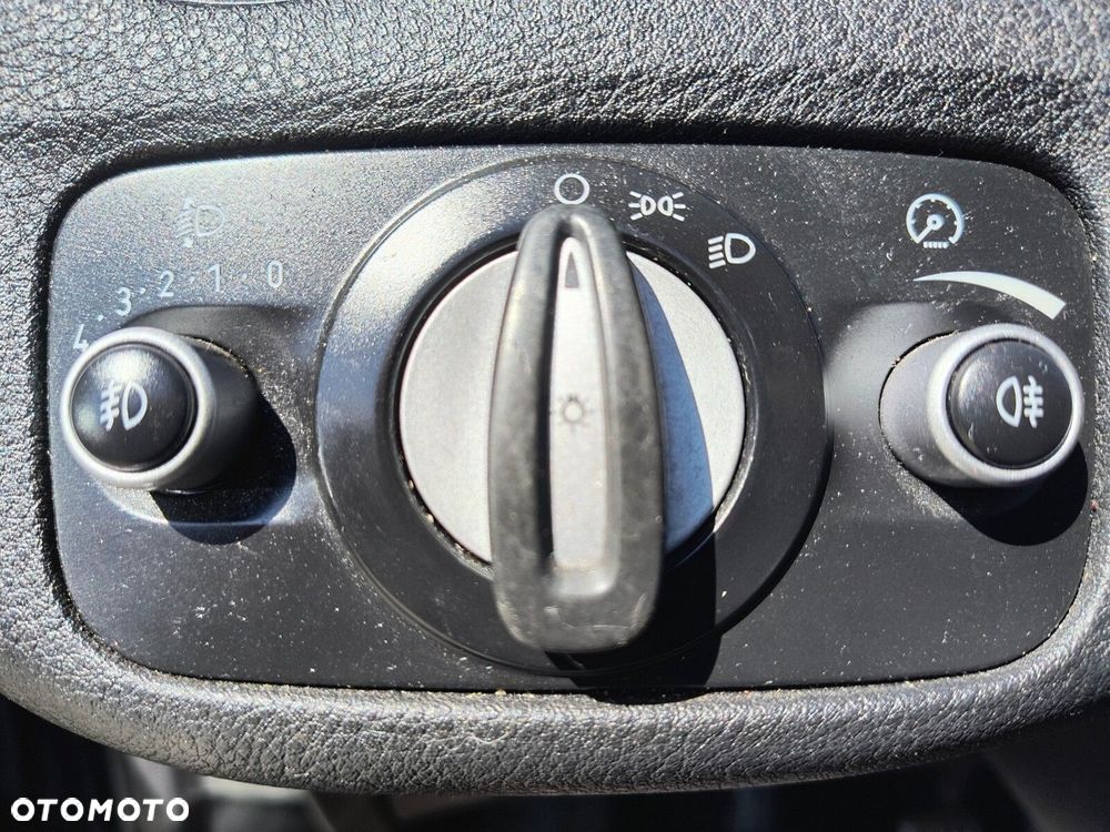 Ford Mondeo - 21