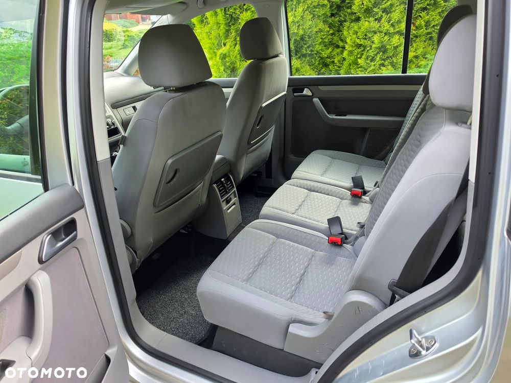 Volkswagen Touran 1.4 TSI Cup - 14