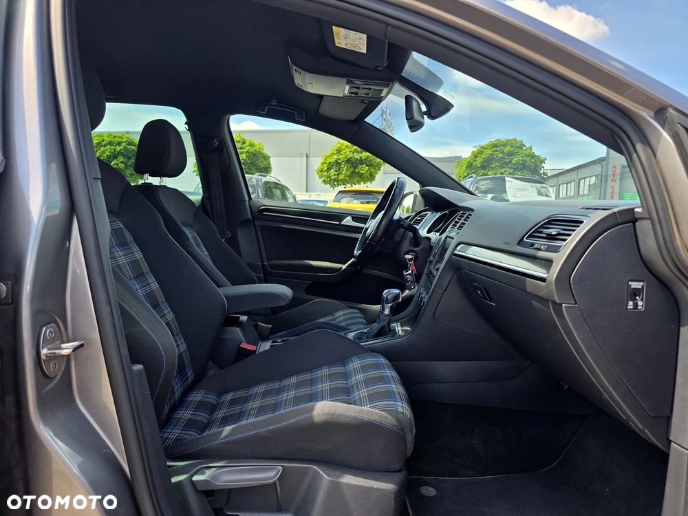 Volkswagen Golf 1.4 TSI Plug-In-Hybrid GTE - 13