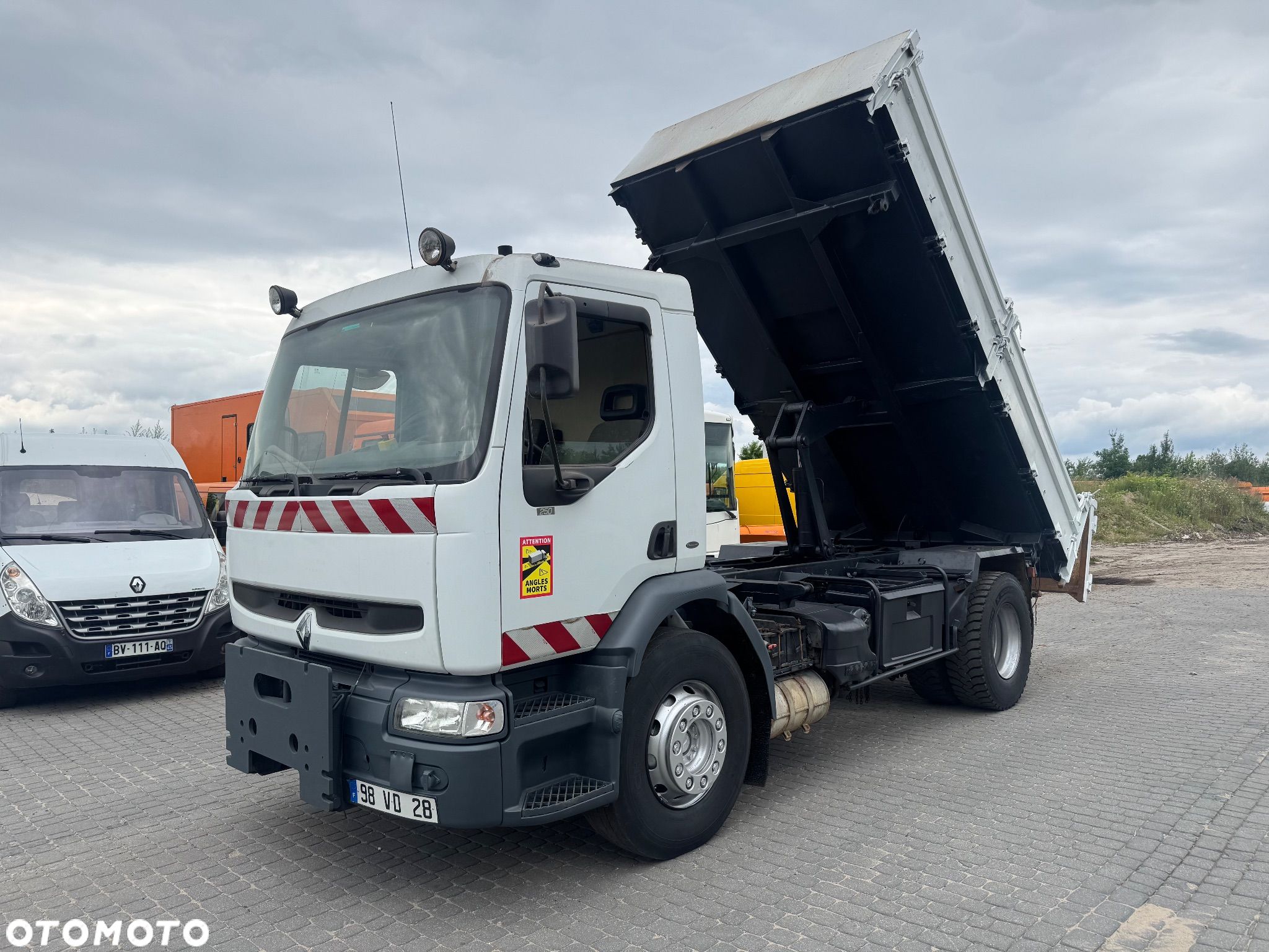 Renault Premium 270 DCi Wywrotka 3 str 2001 r. SPECJALNY - 1