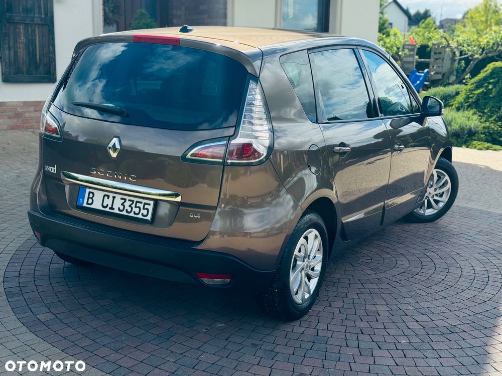 Renault Scenic 1.5 dCi Energy Limited EDC EU6 - 29