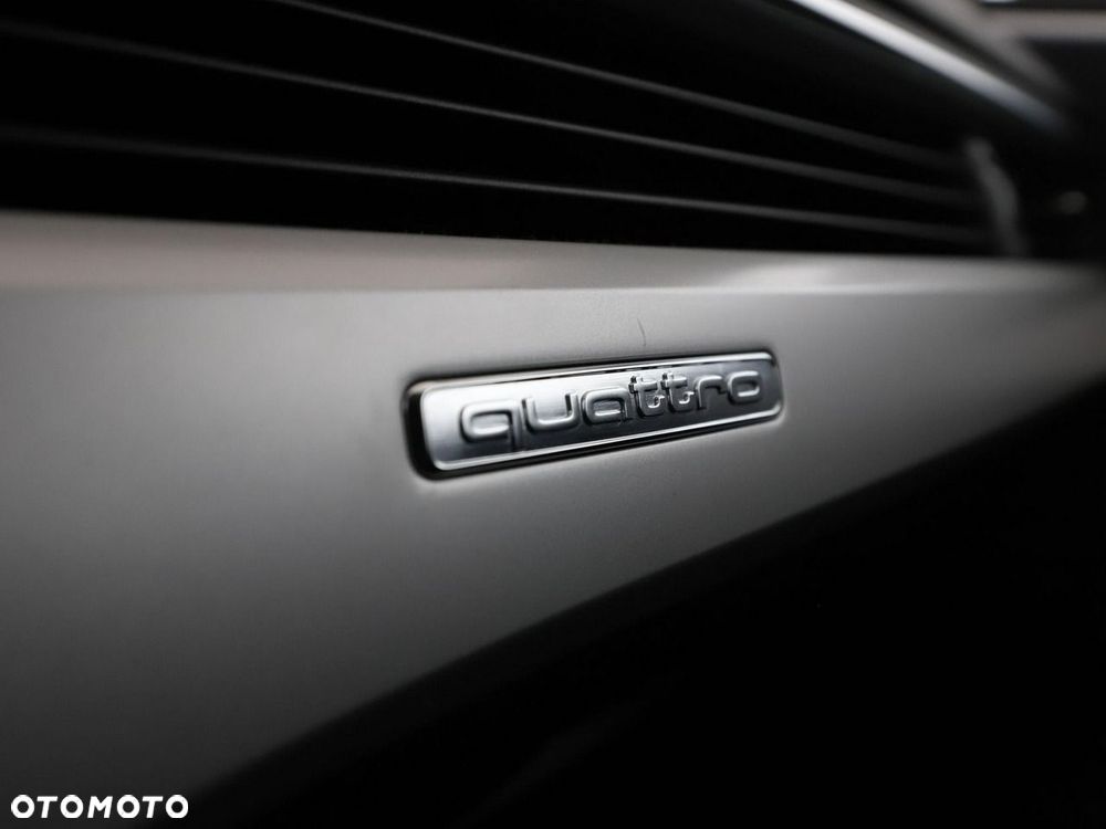 Audi A4 Avant 40 TDI Quattro Advanced S tronic - 40