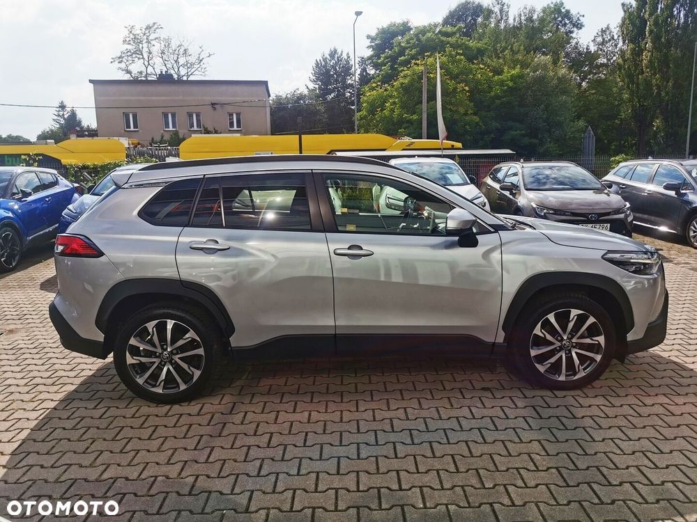 Toyota Corolla Cross 2.0 Hybrid Style - 17