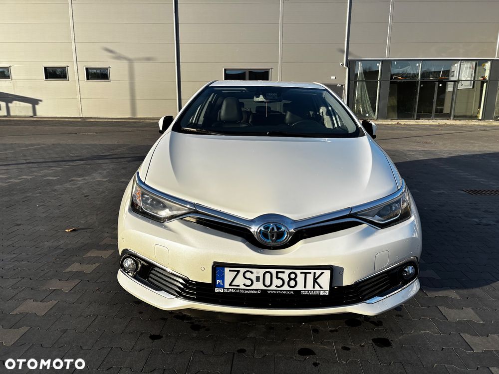 Toyota Auris Hybrid 135 Prestige - 9