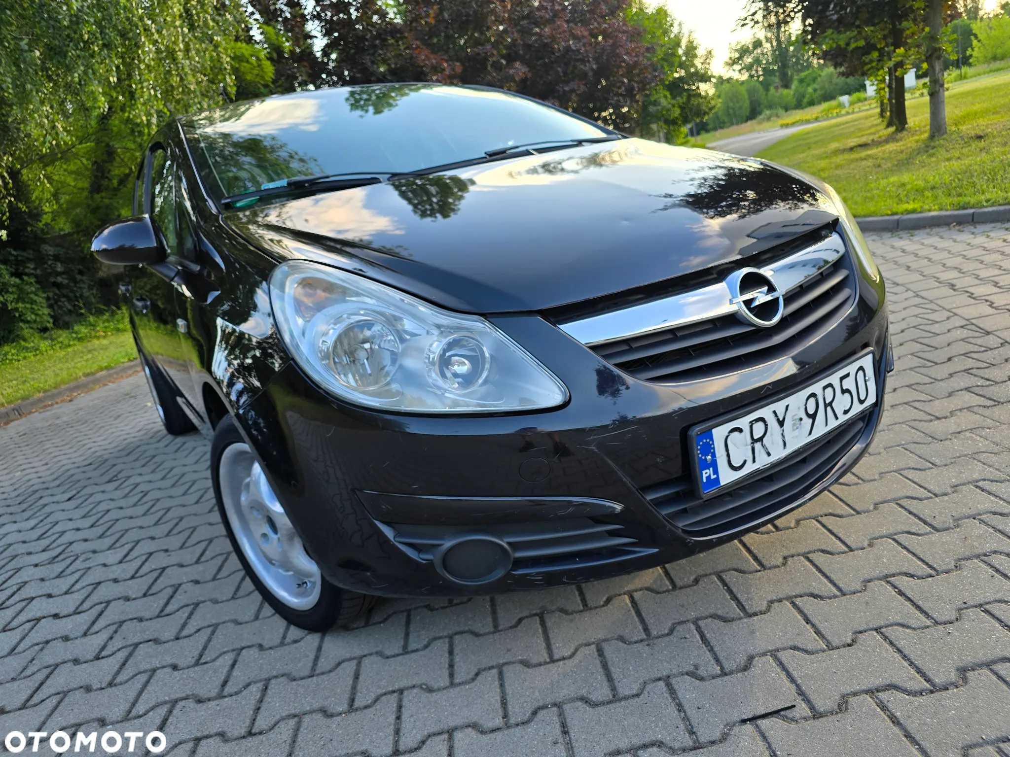 Opel Corsa 1.2 16V Enjoy - 8