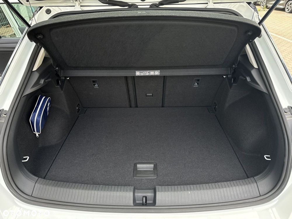 Volkswagen T-Roc - 29