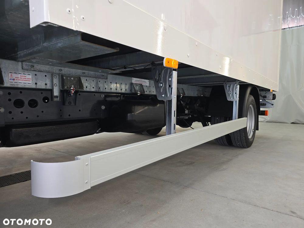 Iveco DAILY 35C16 / 50C16 KONTENER 8PALET WINDA DHOLLANDIA 750Kg 41Tyś km SERWIS ASO IVECO DO OSTATNIEGO Km STAN NOWY NOWY NOWY NA GWARANCJI BOGATA OPCJA WYPOSAŻENIA ASYSTENTY KIEROWCY TEMPOMAT KLIMA KAMERA COFANIA FOTEL KIEROWCY PNEŁMATYCZNY - 15