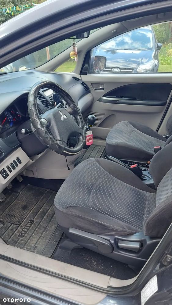 Mitsubishi Grandis 2.0 DID Instyle - 13